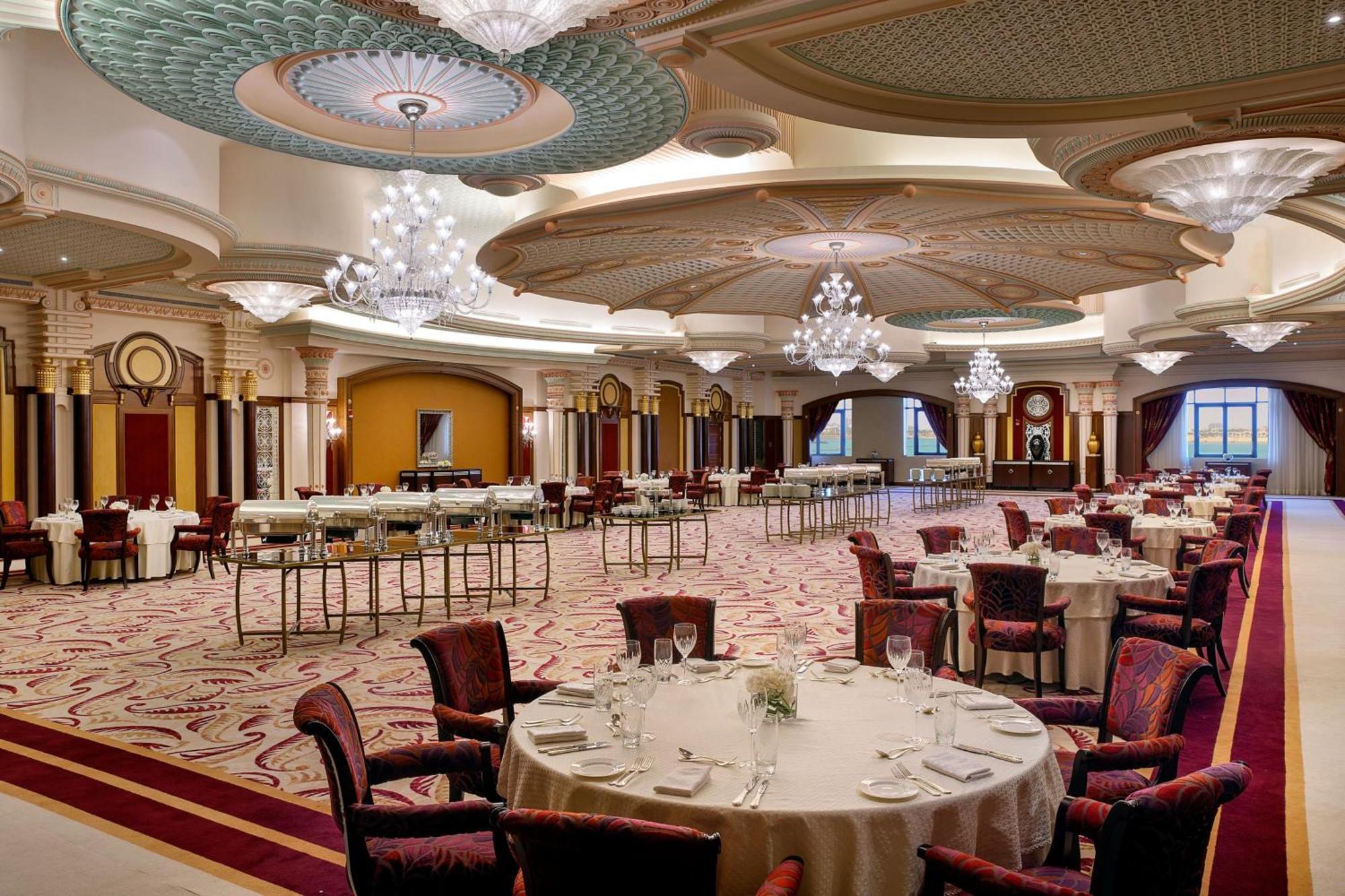 Hotel The Ritz-Carlton Dschidda Exterior foto The ballroom